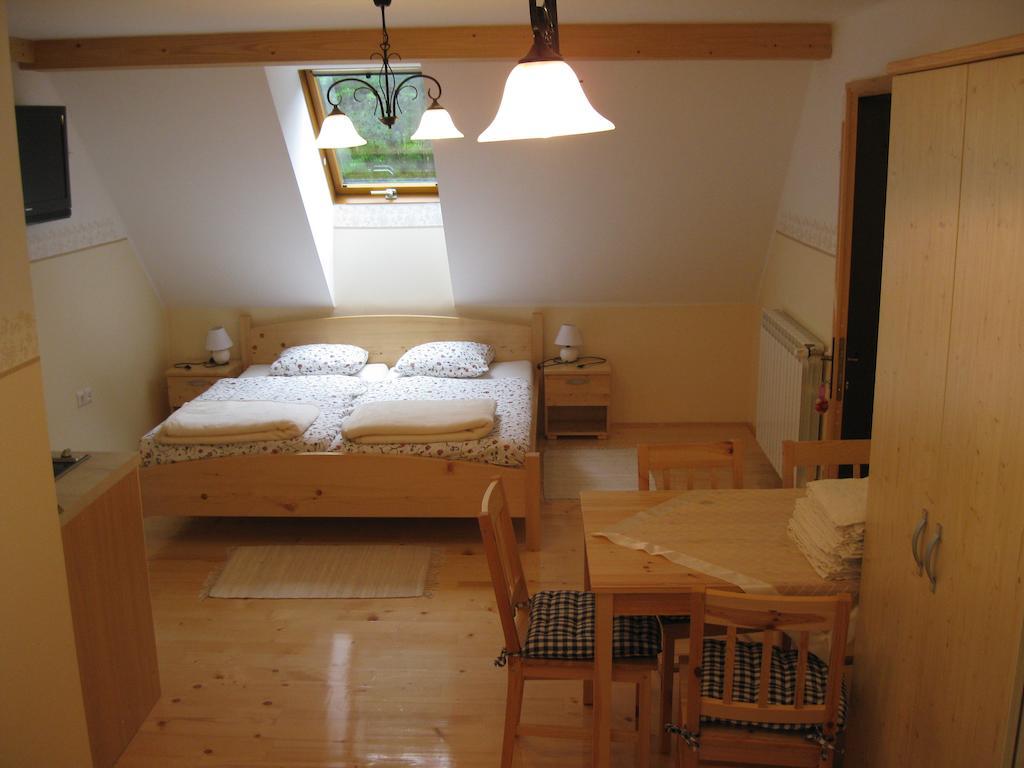 Farmhouse Stiftar Solčava Стая снимка